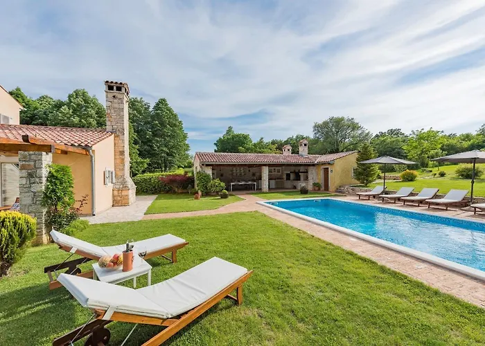 Luxury With A Swimming Pool Prodol, Marcana - 7359 *